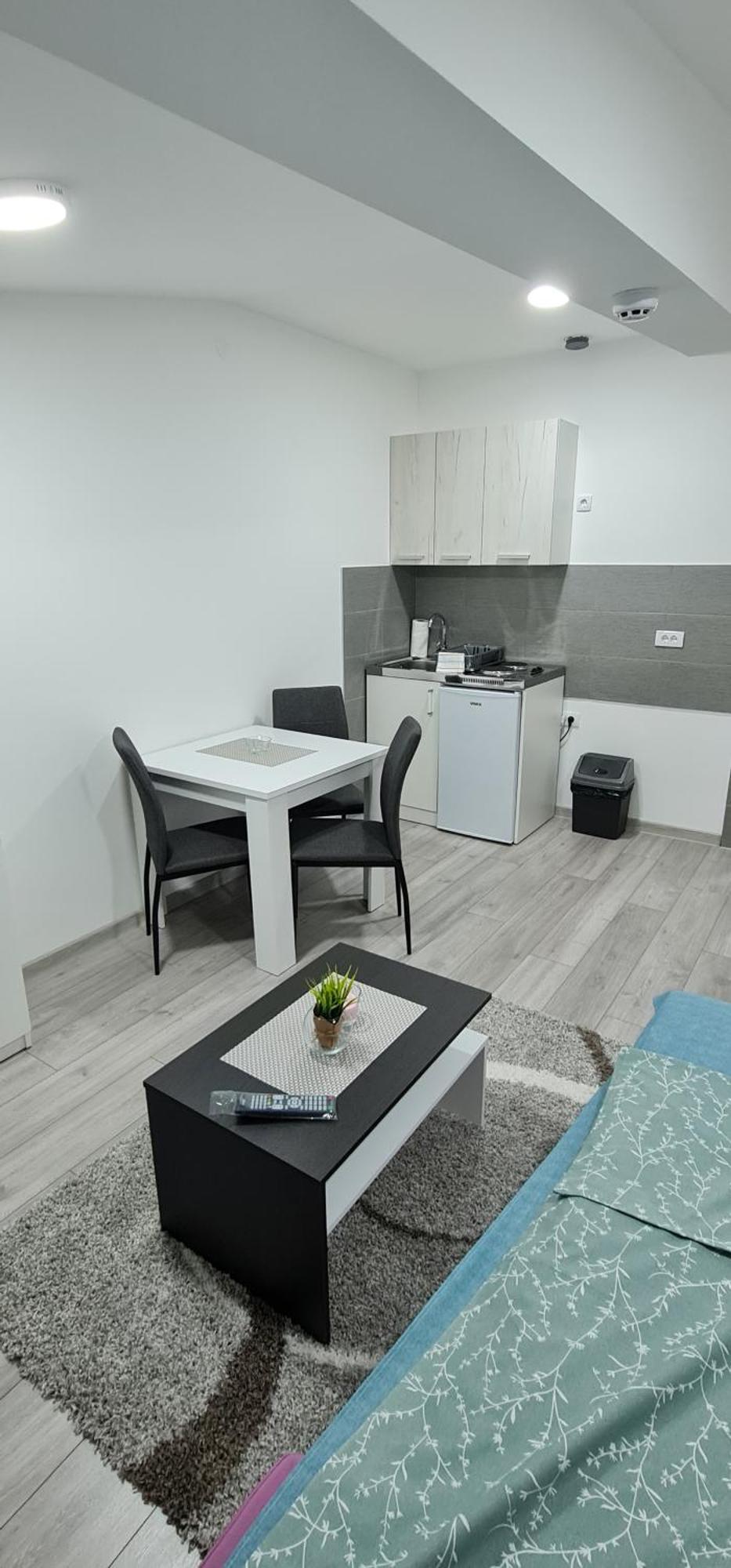 Studio Apartmani Banja Koviljača Eksteriør bilde